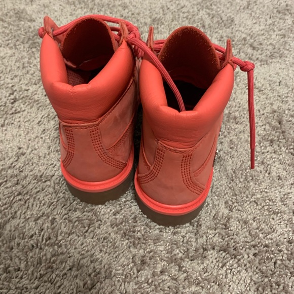 Timberlands - Picture 3 of 3